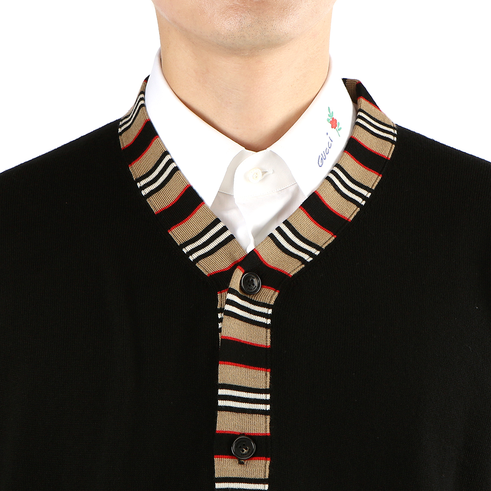 버버리(BURBERRY) 아이콘 스트라이프 남자 울 가디건 WALTER 8009161 A1189
