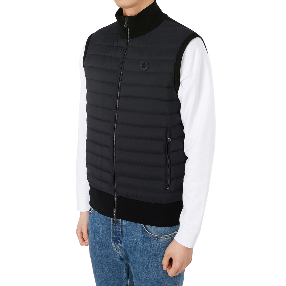 몽클레어(MONCLER) 로고 남자 패딩 조끼 9407400 91116 999