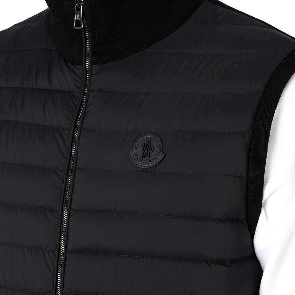 몽클레어(MONCLER) 로고 남자 패딩 조끼 9407400 91116 999