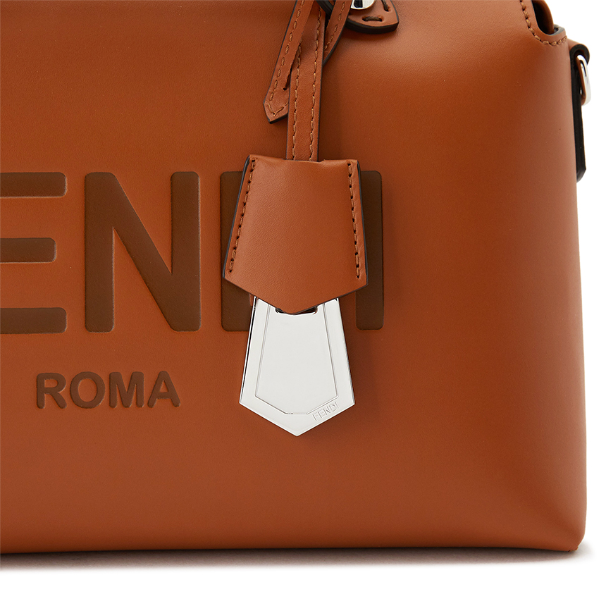 펜디(FENDI) 바이더웨이 미디움여자 토트겸숄더백 8BL146 AC9L F0NMU