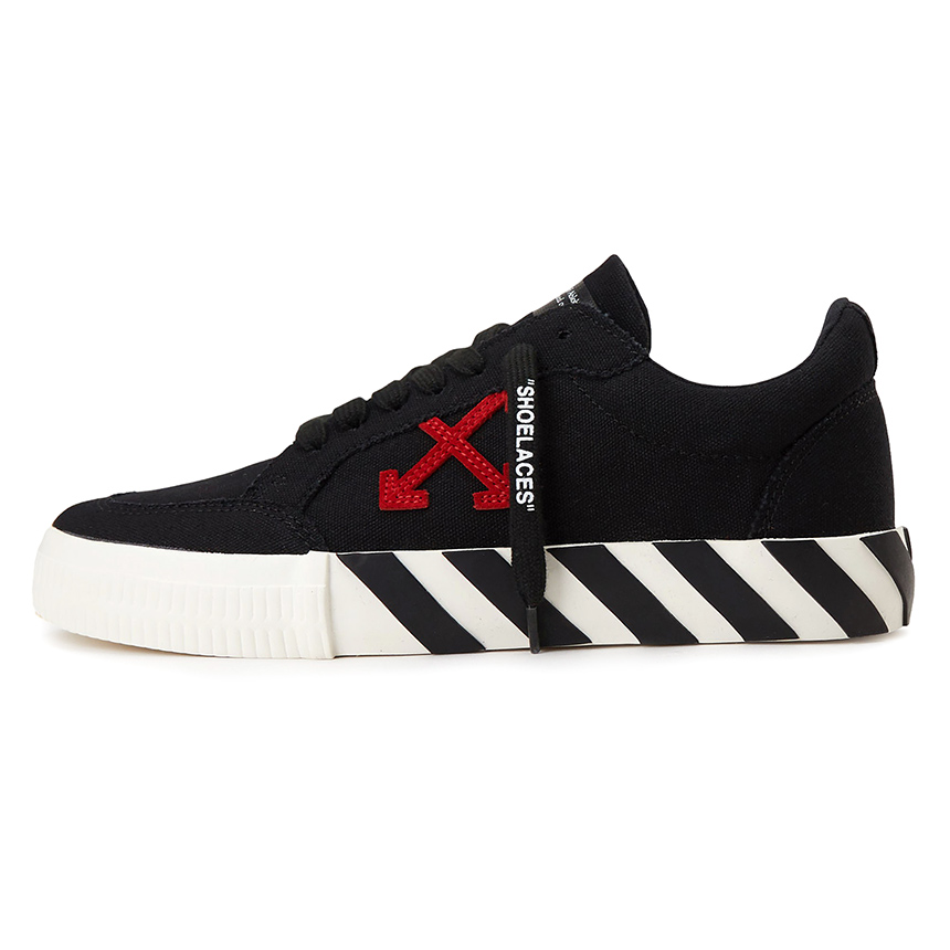 오프화이트(OFF WHITE) 벌크 남자 스니커즈 OMIA085E 20FAB001 1025