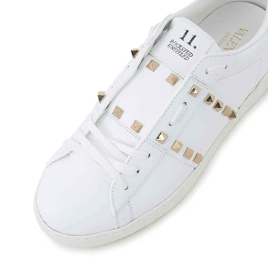 발렌티노(VALENTINO) 락스터드 언타이틀 남자 스니커즈 UY2S0931BHS 0BO