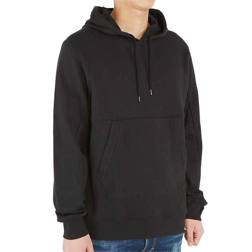 씨피컴퍼니(CP COMPANY) 렌즈 후드 남자 긴팔 기모 맨투맨 티셔츠 레귤러핏 09CMSS040A 005086W 999