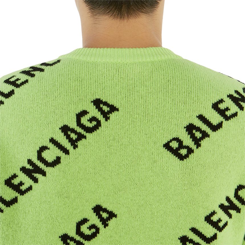 발렌시아가(BALENCIAGA) 올오버 로고 남자 울 니트 621019 T1567 3532