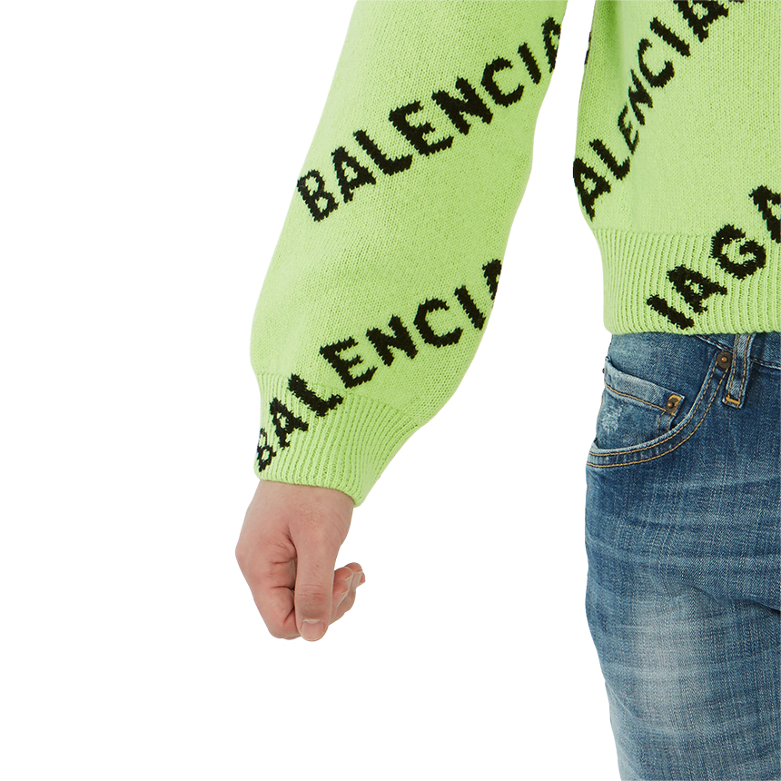 발렌시아가(BALENCIAGA) 올오버 로고 남자 울 니트 621019 T1567 3532