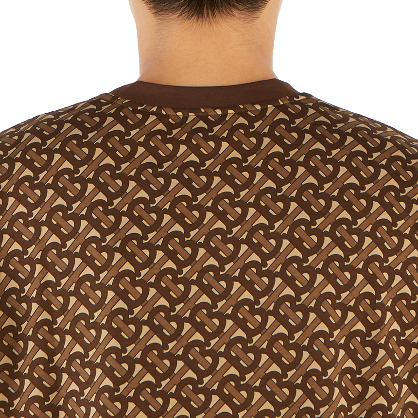 버버리(BURBERRY) 모노그램 스트라이프 남자 반팔티셔츠 MUNLEY 8018239 A7436