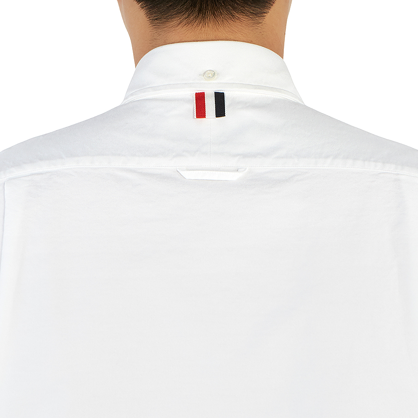 톰브라운(THOM BROWNE) 스크래치 옥스포드 삼선 포켓 남자 셔츠 S_MWL288A 00139 100_006