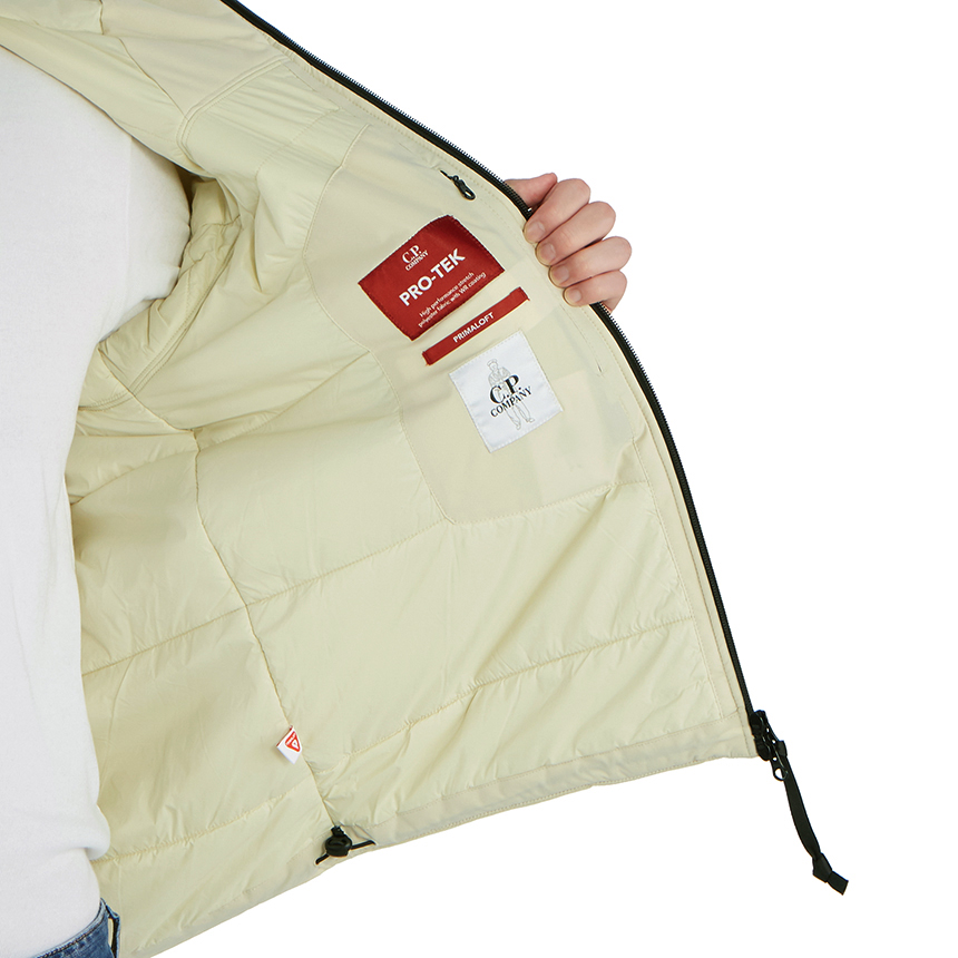 씨피컴퍼니(CP COMPANY) 프로텍 프리마로프트 렌즈남자 패딩 자켓 09CMOW057A 004117A 303