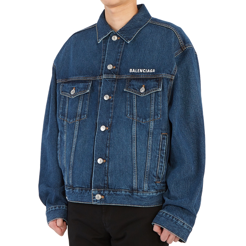 발렌시아가(BALENCIAGA) 로고 남자 데님 자켓 643804 TDW14 6020