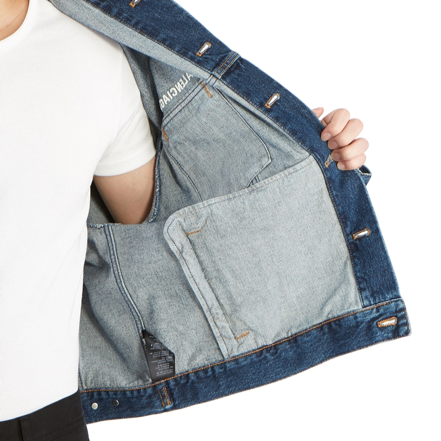 발렌시아가(BALENCIAGA) 로고 남자 데님 자켓 643804 TDW14 6020