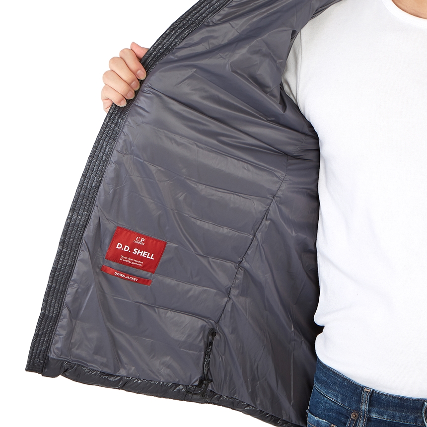 씨피컴퍼니(CP COMPANY) DD 쉘 렌즈 후드남자 패딩 점퍼 09CMOW065A 005791A 884