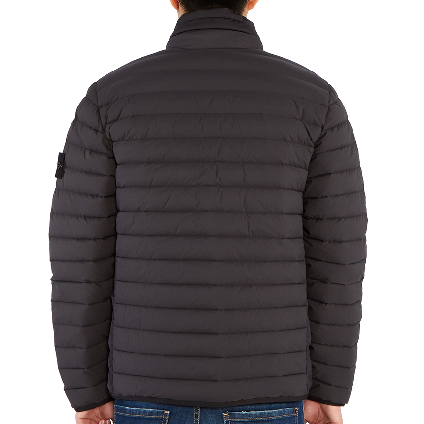 스톤아일랜드(STONE ISLAND) 와펜 챔버스 남자 패딩 점퍼 731541025 V0065