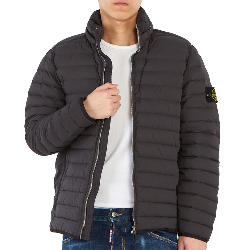 스톤아일랜드(STONE ISLAND) 와펜 챔버스 남자 패딩 점퍼 731541025 V0065
