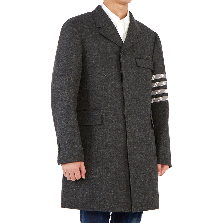 톰브라운(THOM BROWNE) 사선 완장 체스터필드 남자 울 오버 코트 MOU543A 03793 035