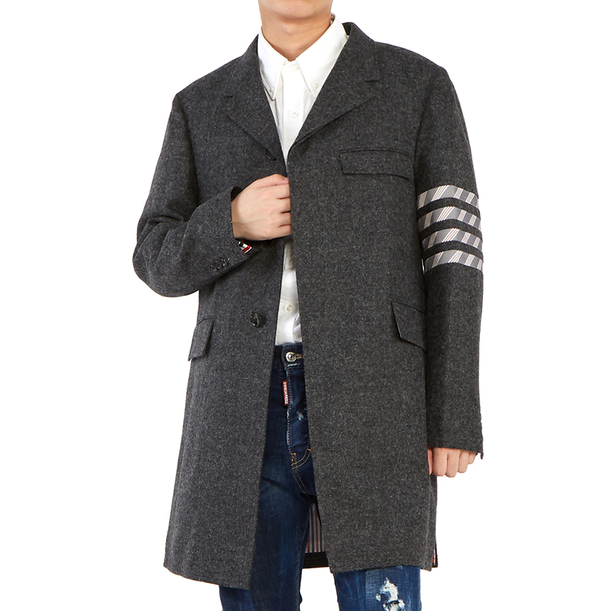 톰브라운(THOM BROWNE) 사선 완장 체스터필드 남자 울 오버 코트 MOU543A 03793 035