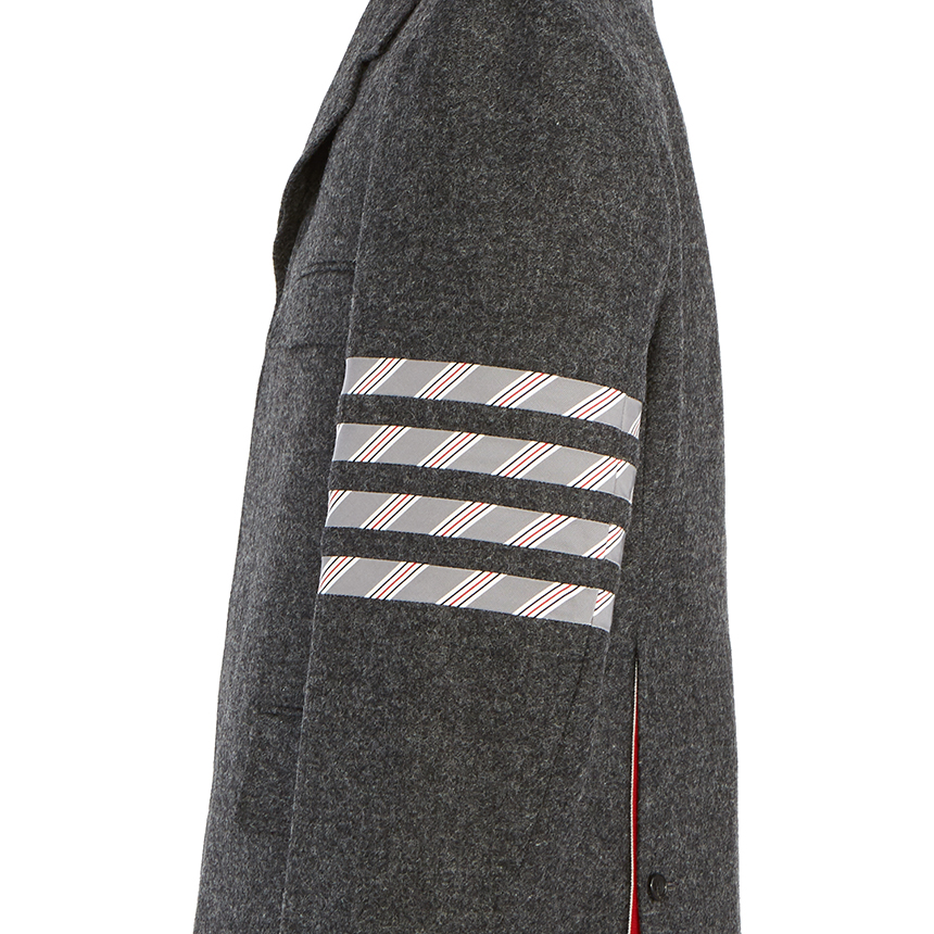 톰브라운(THOM BROWNE) 사선 완장 체스터필드 남자 울 오버 코트 MOU543A 03793 035