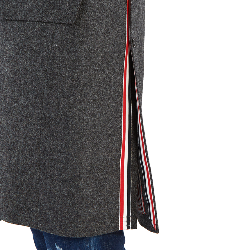 톰브라운(THOM BROWNE) 사선 완장 체스터필드 남자 울 오버 코트 MOU543A 03793 035