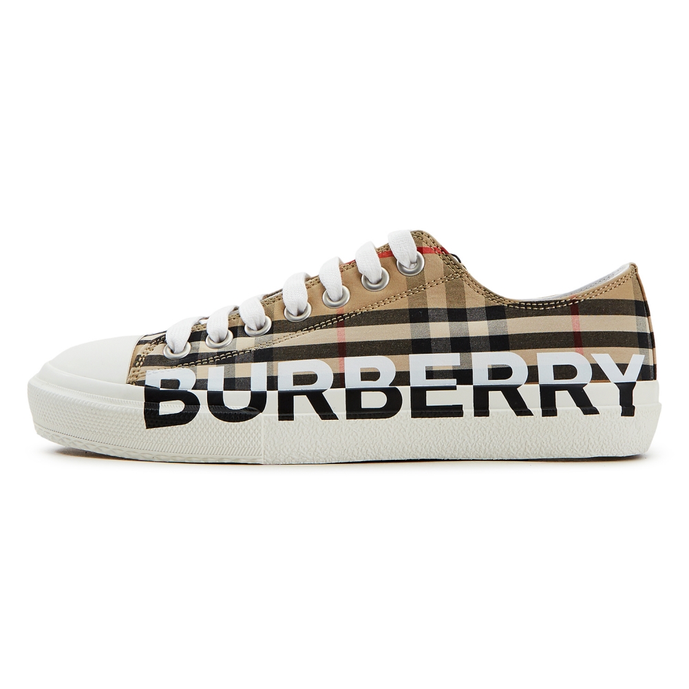 버버리(BURBERRY) 빈티지 체크 로고남자 스니커즈 LARKHALL 8024149