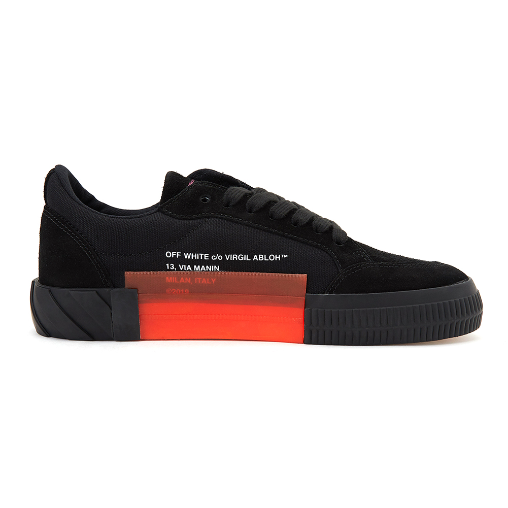 오프화이트(OFF WHITE) 벌크 남자 스니커즈 OMIA085R 20C21050 1010