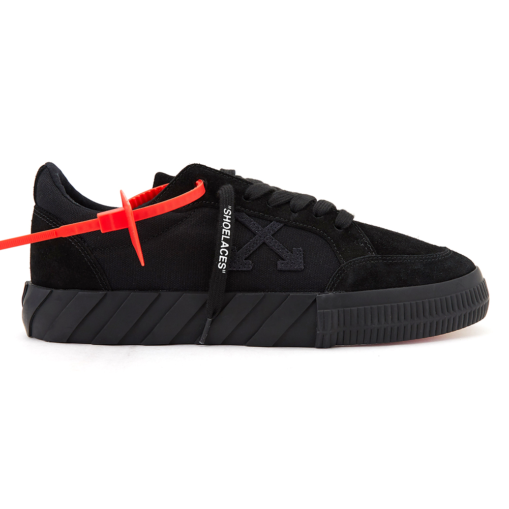 오프화이트(OFF WHITE) 벌크 남자 스니커즈 OMIA085R 20C21050 1010