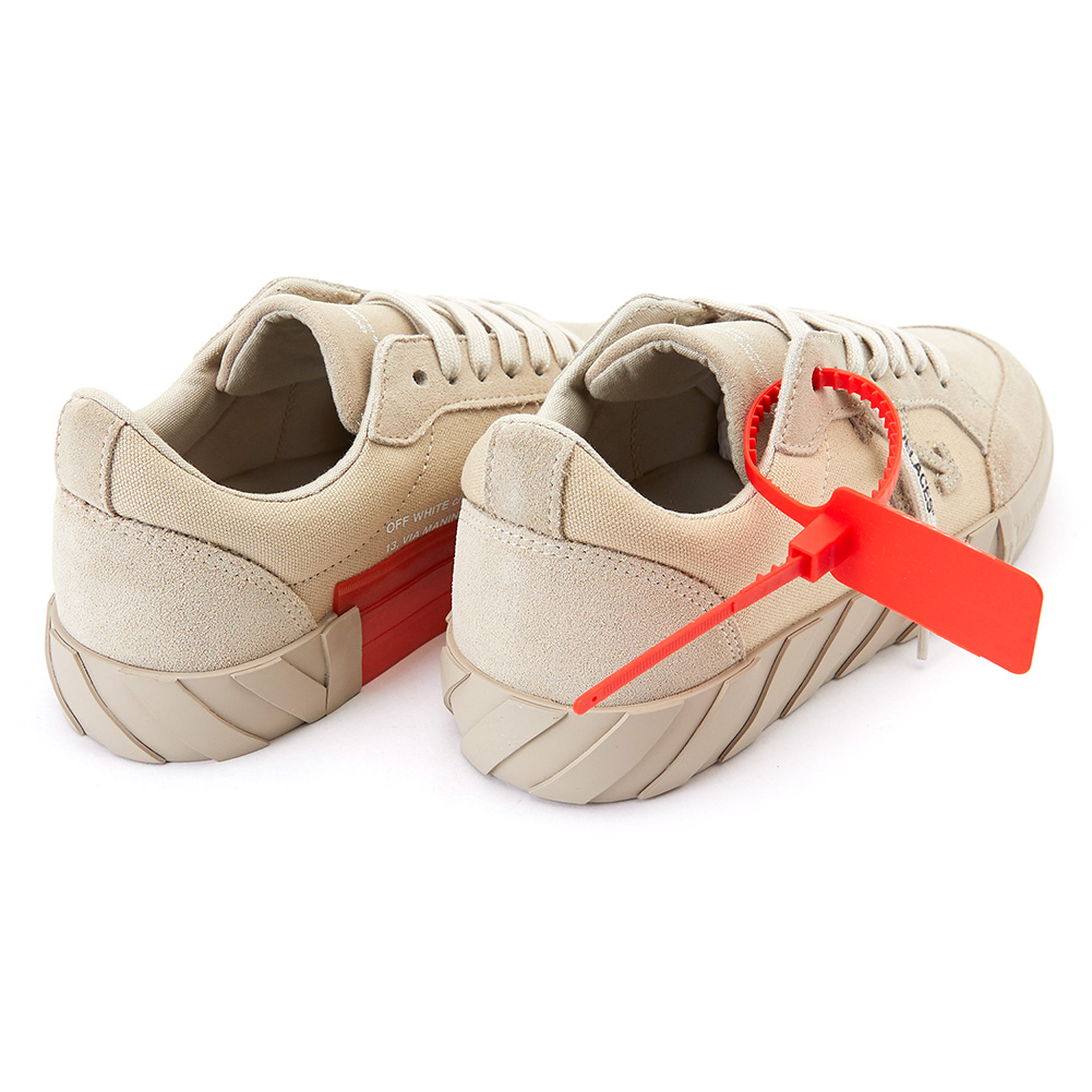 오프화이트(OFF WHITE) 벌크 남자 스니커즈 OMIA085R 20C21050 4848