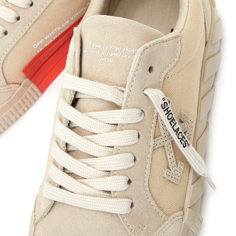 오프화이트(OFF WHITE) 벌크 남자 스니커즈 OMIA085R 20C21050 4848