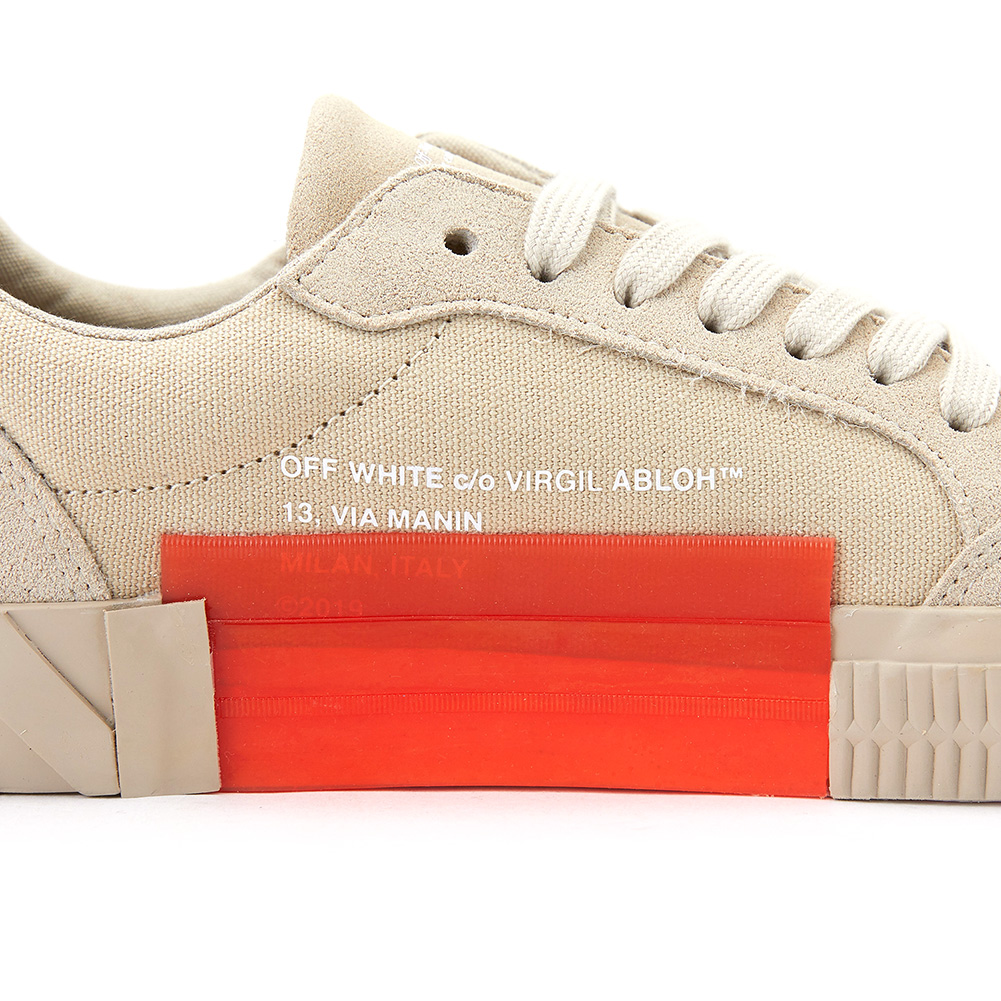 오프화이트(OFF WHITE) 벌크 남자 스니커즈 OMIA085R 20C21050 4848