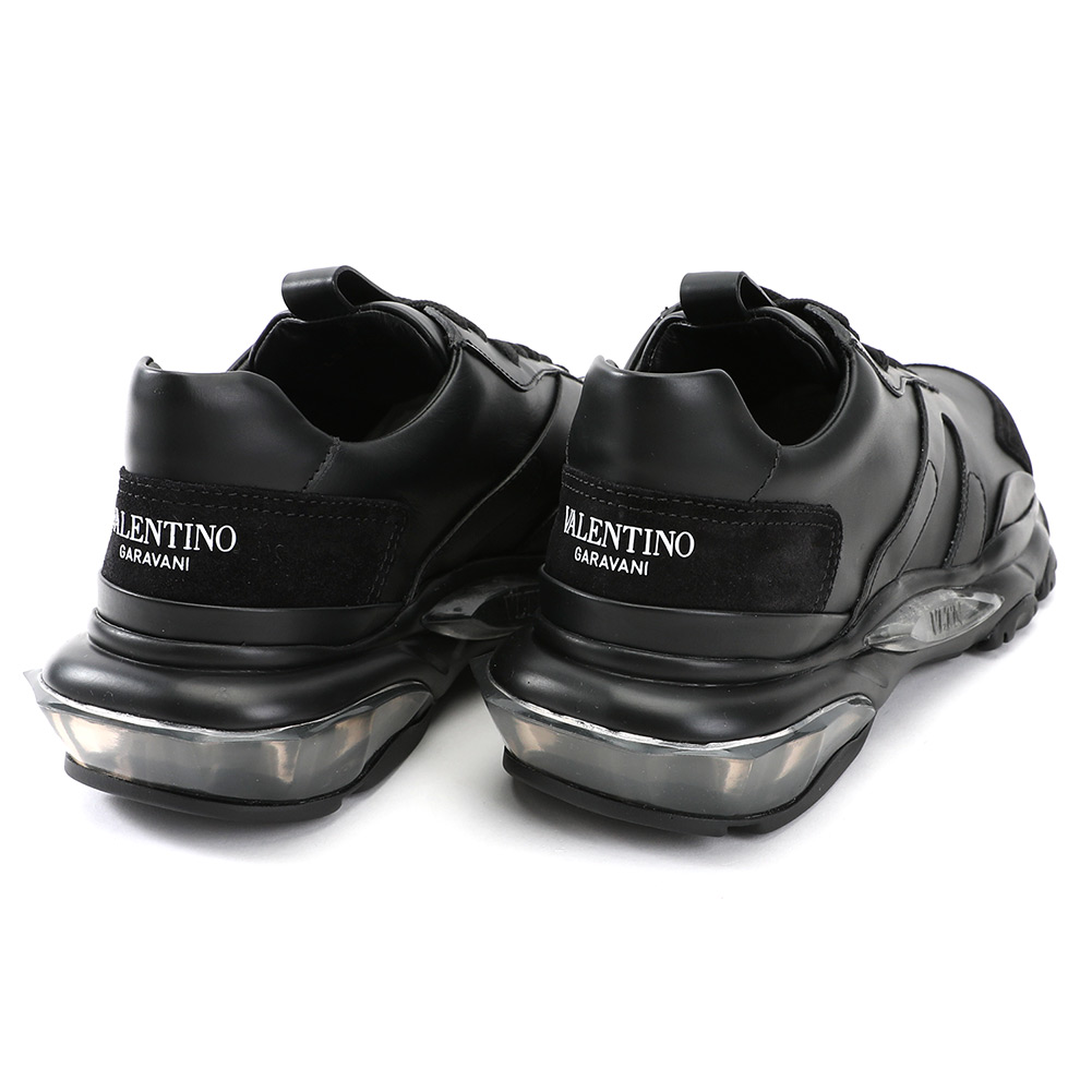 발렌티노(VALENTINO) 바운스 남자 스니커즈 TY2S0B05HKU 0NO