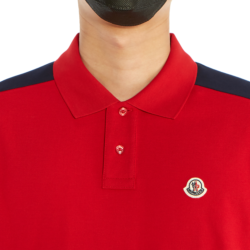 몽클레어(MONCLER) 로고 남자 폴로 반팔티셔츠 8A70000 84556 455