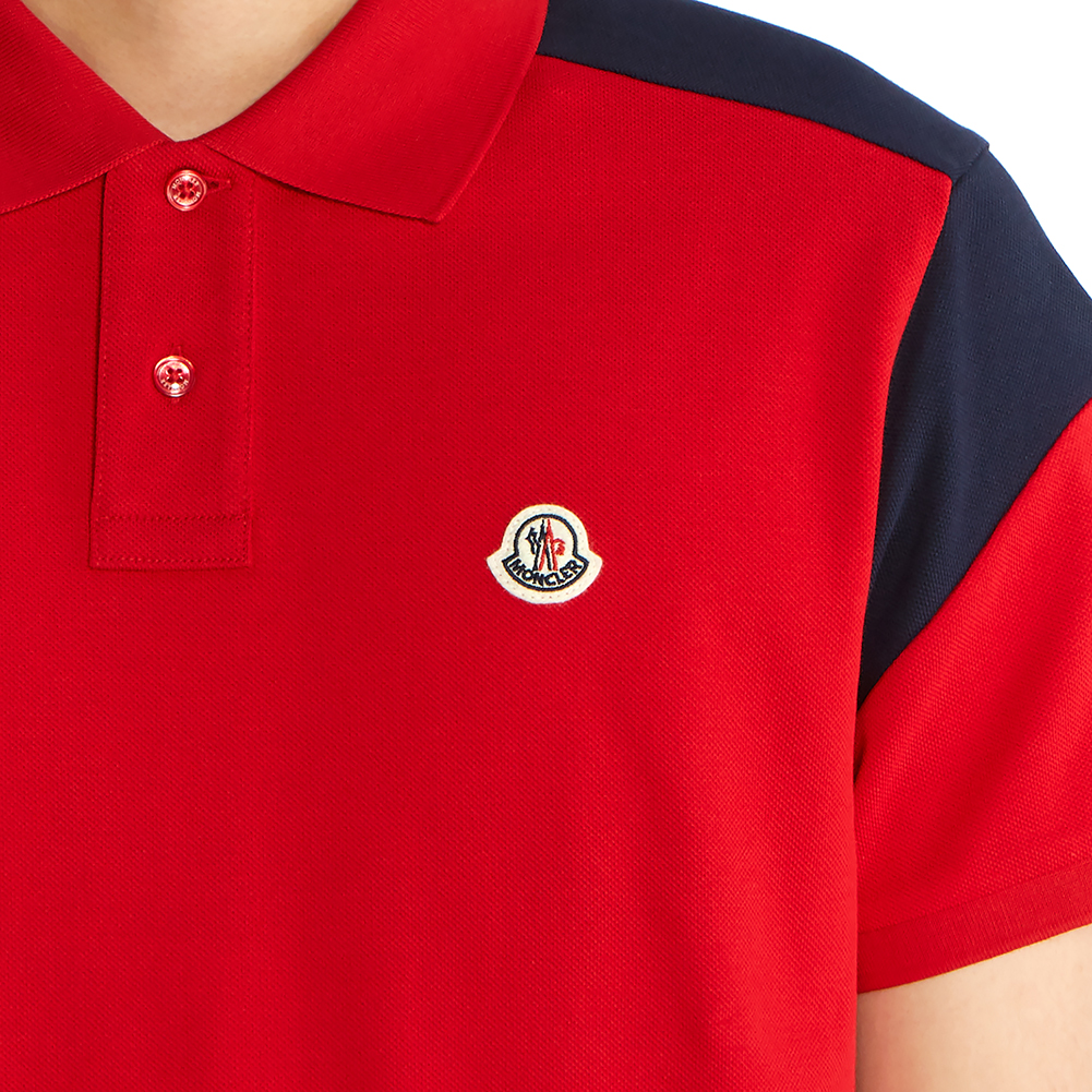 몽클레어(MONCLER) 로고 남자 폴로 반팔티셔츠 8A70000 84556 455