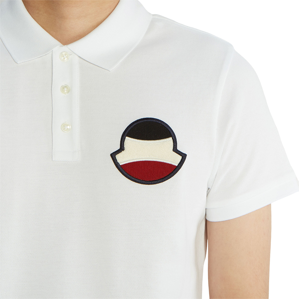 몽클레어(MONCLER) 로고 남자 폴로 반팔티셔츠 8A70400 84556 001