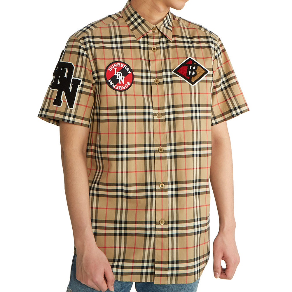 버버리(BURBERRY) 로고 그래픽 빈티지 체크 남자 반팔 셔츠 COMBE 8024531 A7028