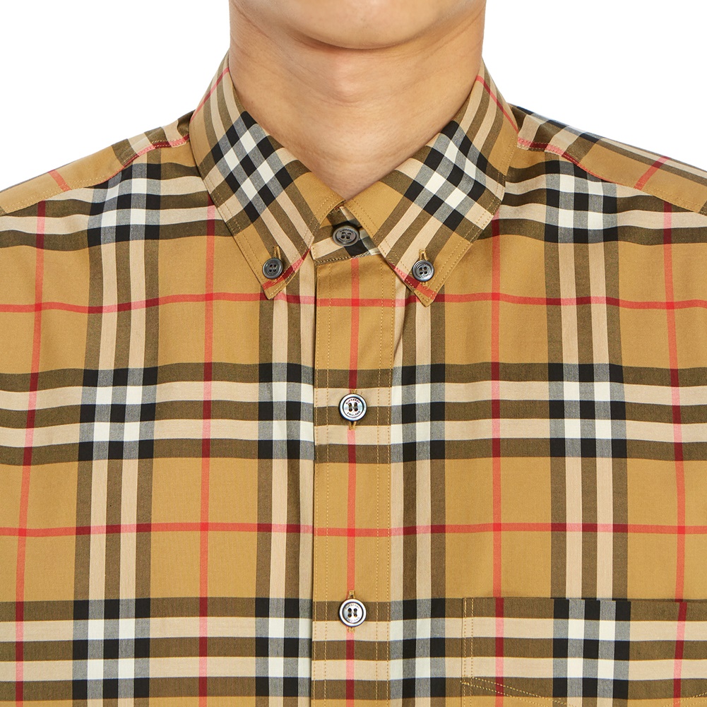 버버리(BURBERRY) 빈티지 체크 남자 반팔 셔츠 JAMESON 8022265 A2219