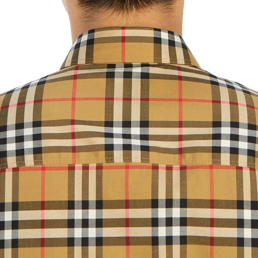 버버리(BURBERRY) 빈티지 체크 남자 반팔 셔츠 JAMESON 8022265 A2219