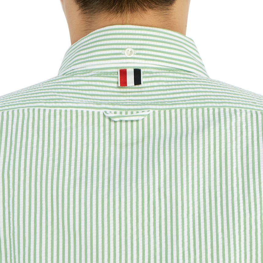톰브라운(THOM BROWNE) 스트라이프 남자 반팔 셔츠 스트레이트 핏 MWS239A 06127 350