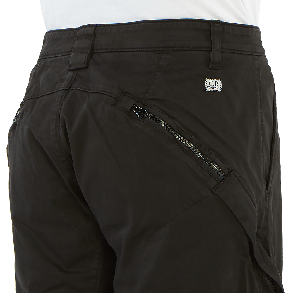 씨피컴퍼니(CP COMPANY) 렌즈 남자 카고 반바지 08CMBE211A 005694G 999