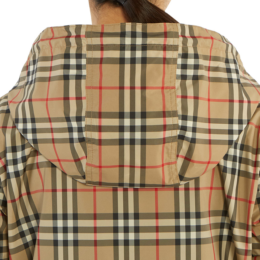 버버리(BURBERRY) 빈티지 체크 리사이클 여자 후드 자켓 EVERTON 8025678 A7028