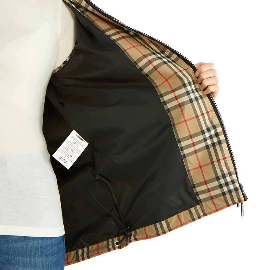 버버리(BURBERRY) 빈티지 체크 리사이클 여자 후드 자켓 EVERTON 8025678 A7028
