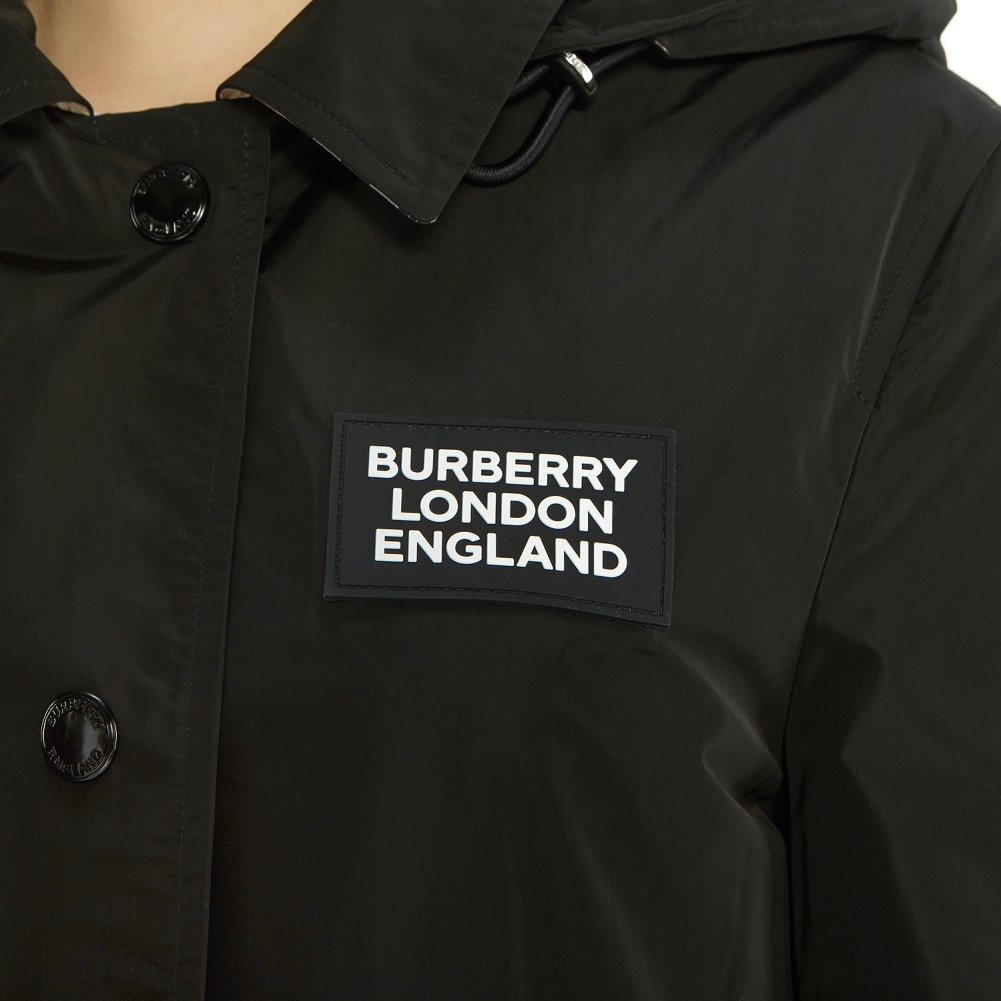 버버리(BURBERRY) 디태처블 후드 쉐이프 메모리 태피터 여자 카 코트 OXCLOSE 8022731 A1189