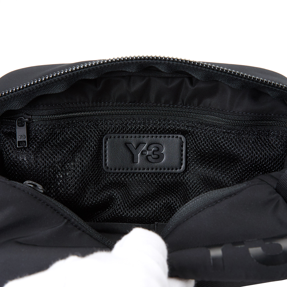 요지야마모토(YOHJI YAMAMOTO) Y-3 로고 공용 워시백/파우치백 FQ6971 NECESSAIRE