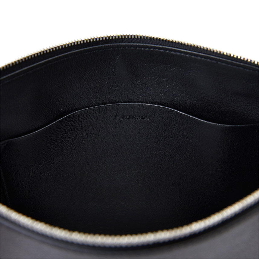 발렌시아가(BALENCIAGA) 로고 캐시 공용 클러치/파우치백 618362 1IZK3 1090