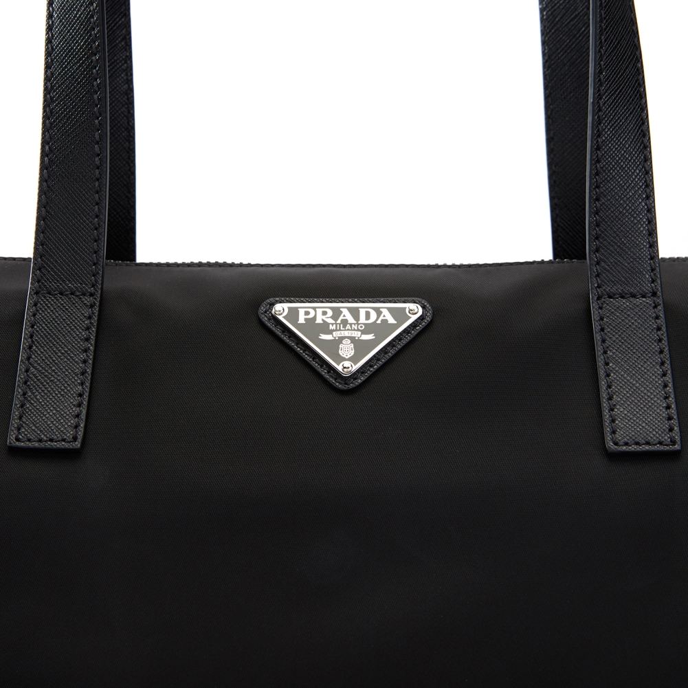 프라다(PRADA) 포코노 쇼퍼 남자 토트겸숄더백 2VG024 064 F0002 OOO