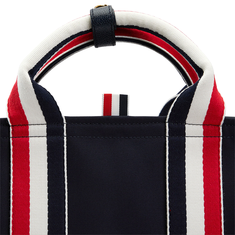 톰브라운(THOM BROWNE) 시그니처 삼선 공용 토트백 MAG170A 05390 415