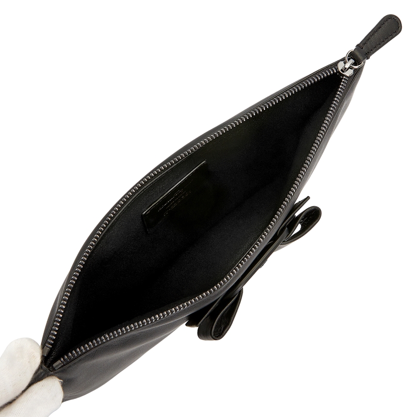 페라가모(FERRAGAMO) 비바 보우 여자 클러치/파우치백 22 0301 NERO 0745861