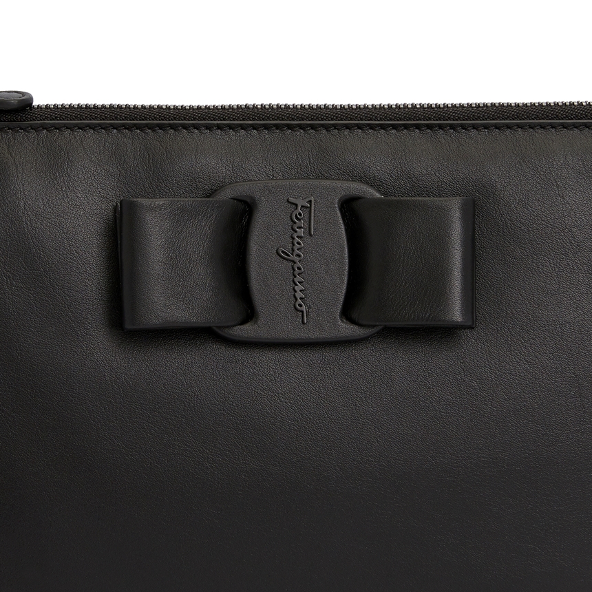 페라가모(FERRAGAMO) 비바 보우 여자 클러치/파우치백 22 0301 NERO 0745861