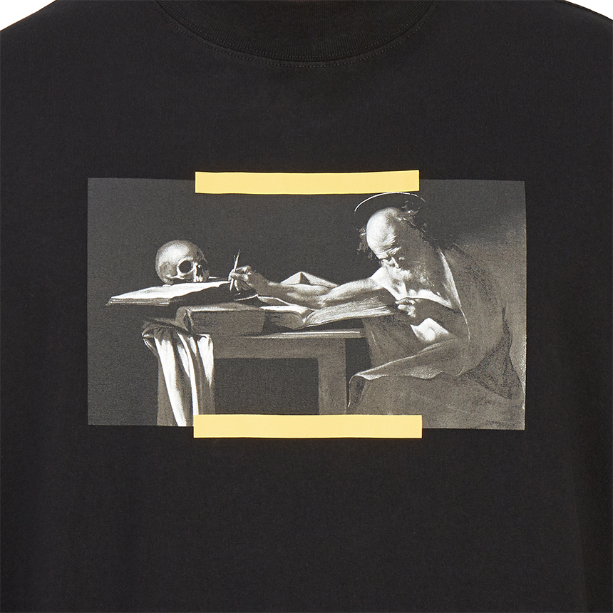 오프화이트(OFF WHITE) 카라바지오 페인팅 오버 남자 모크넥 긴팔티셔츠 OMAB032F 21JER006 1084