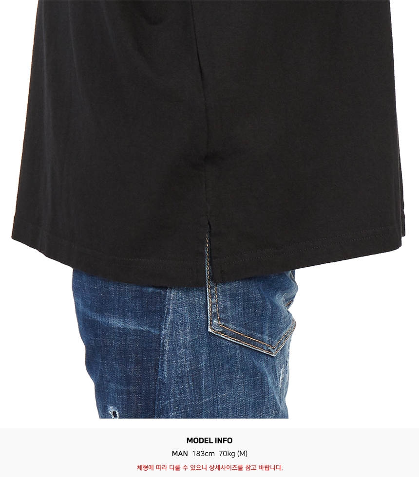 오프화이트(OFF WHITE) 카라바지오 페인팅 오버 남자 모크넥 긴팔티셔츠 OMAB032F 21JER006 1084