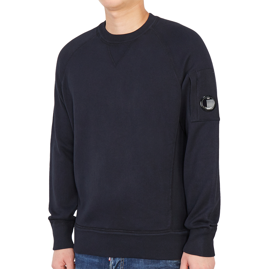씨피컴퍼니(CP COMPANY) 렌즈 남자 니트 스웨터 레귤러핏 11CMKN098A 005805G 888