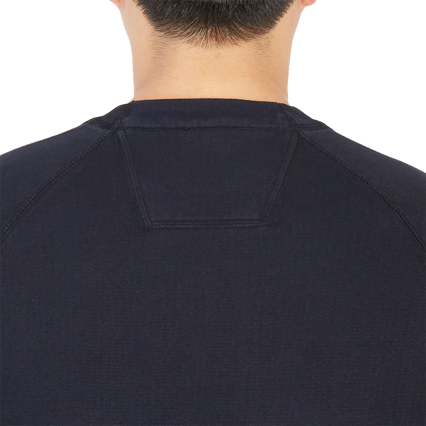 씨피컴퍼니(CP COMPANY) 렌즈 남자 니트 스웨터 레귤러핏 11CMKN098A 005805G 888