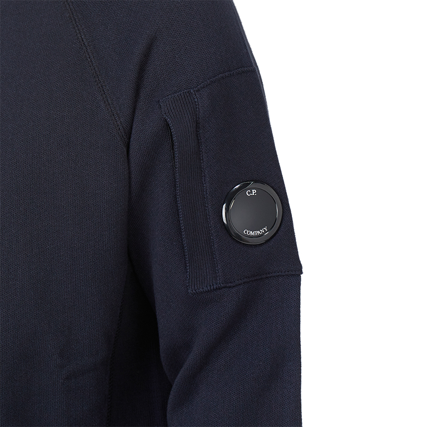 씨피컴퍼니(CP COMPANY) 렌즈 남자 니트 스웨터 레귤러핏 11CMKN098A 005805G 888